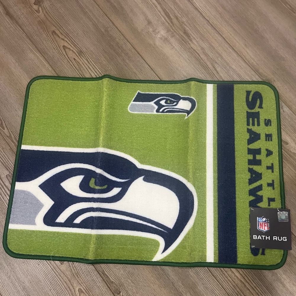 NFL Rug - Picture 4 of 4